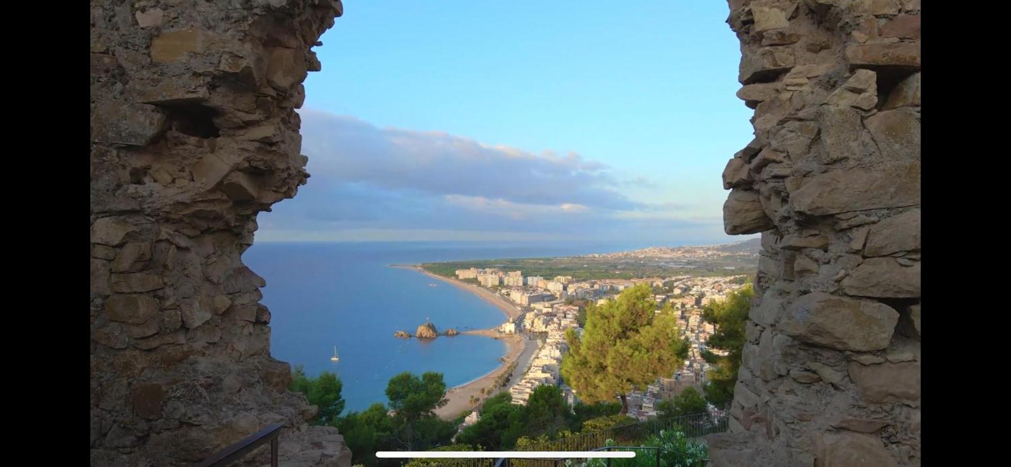Estudio Con Impresionantes Vistas Al Mar 布拉内斯 外观 照片